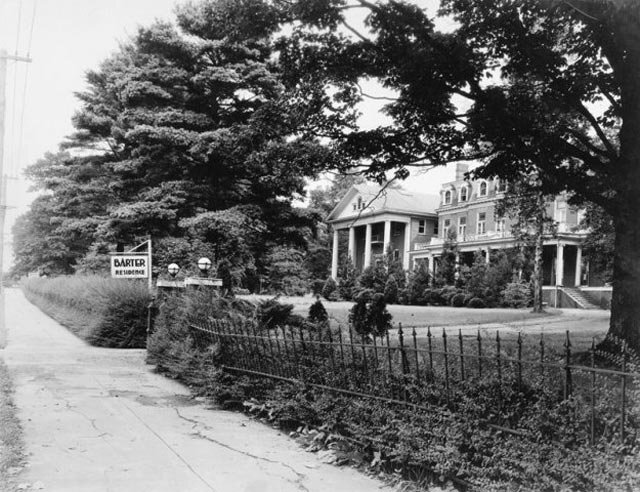 The Martha Washington Inn